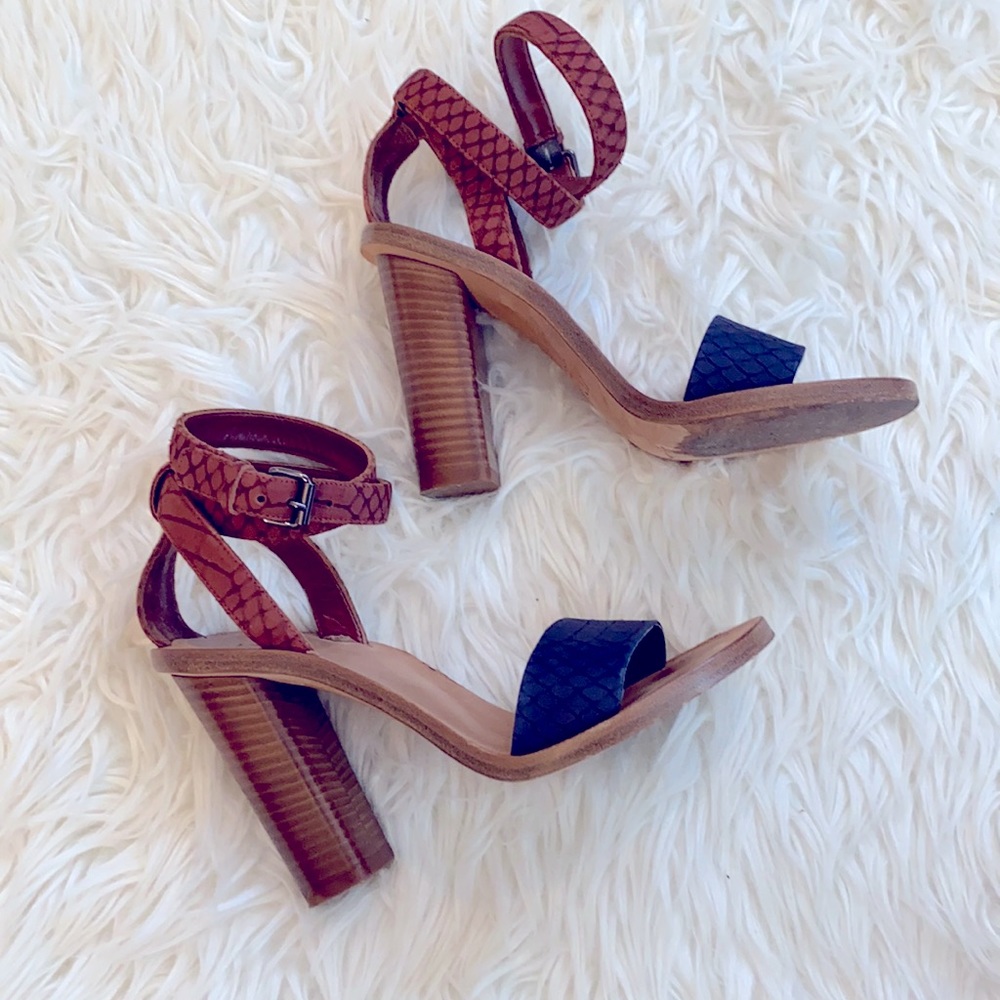 VINCE Nava heels, Size 6